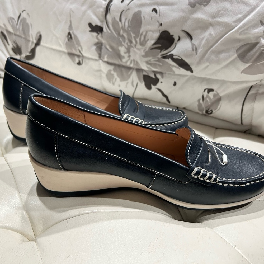 Geox wedge loafers NEW size 38 / 8